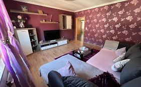 Schoene 3 Zimmer Wohnung